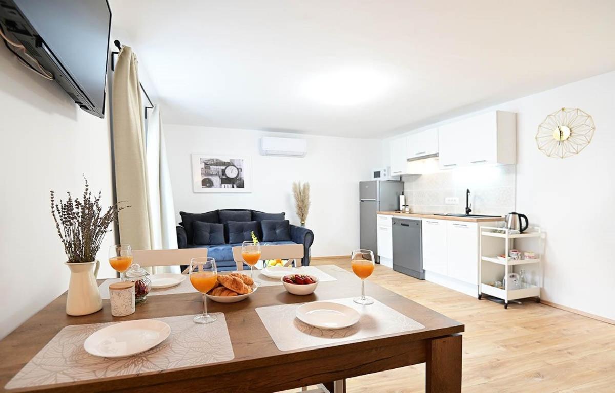 Apartment D & Studio L Dobrinj المظهر الخارجي الصورة
