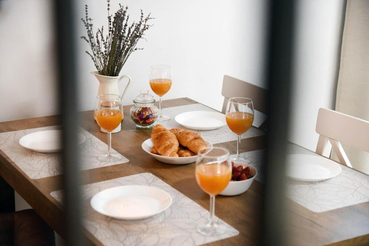 Apartment D & Studio L Dobrinj المظهر الخارجي الصورة