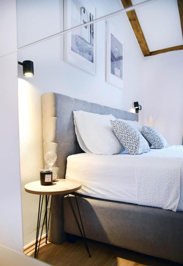 Apartment D & Studio L Dobrinj المظهر الخارجي الصورة