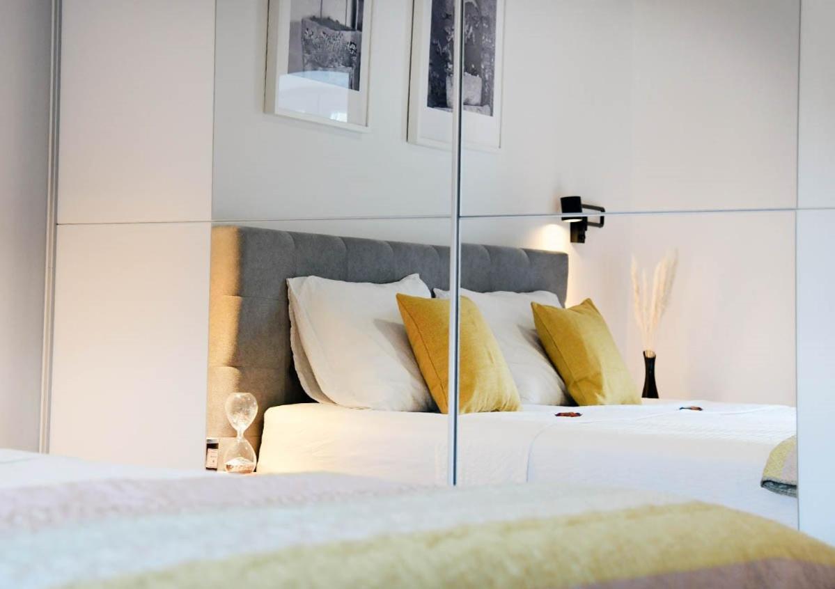 Apartment D & Studio L Dobrinj المظهر الخارجي الصورة